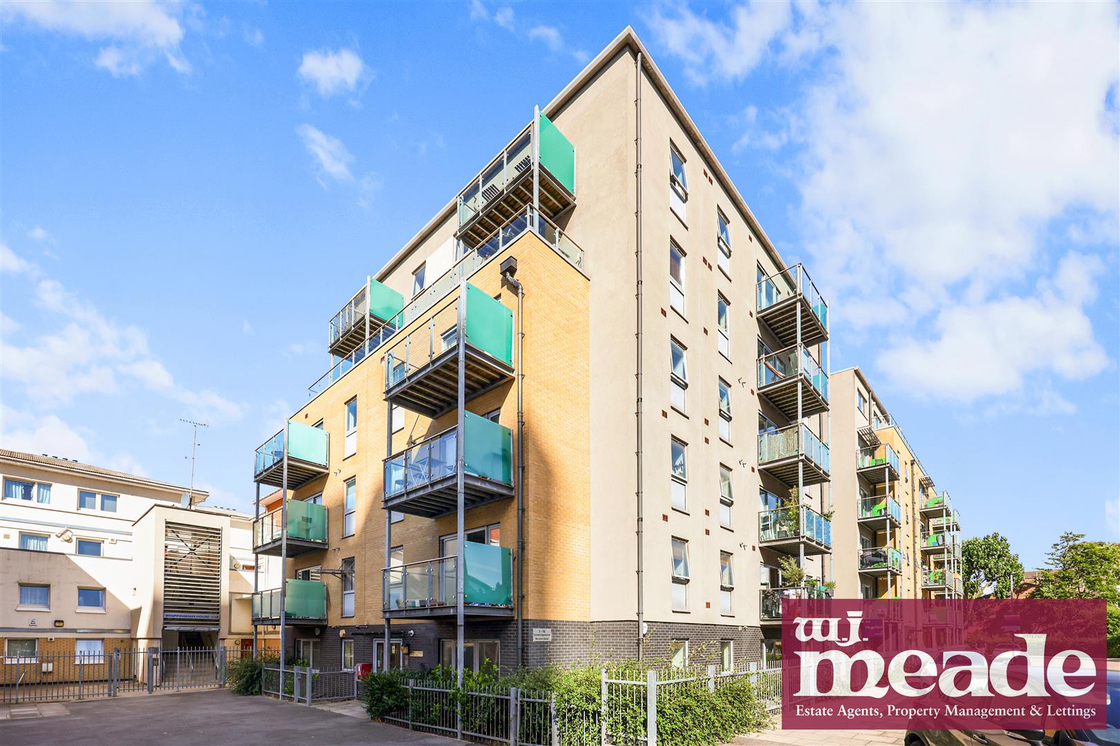 1 bed property in Clematis Apartments, Mile End